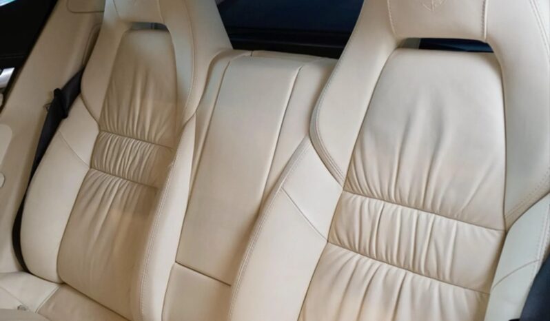 
								PORSCHE PANAMERA V6 cheio									