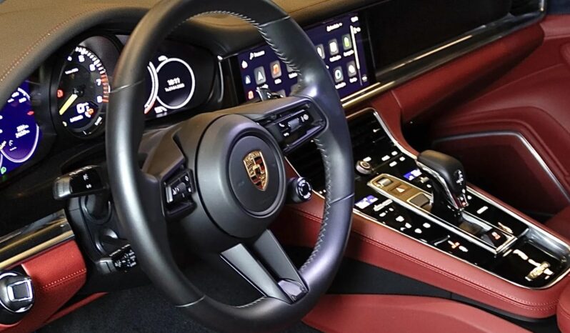
								PORSCHE PANAMERA IMPECÁVEL cheio									
