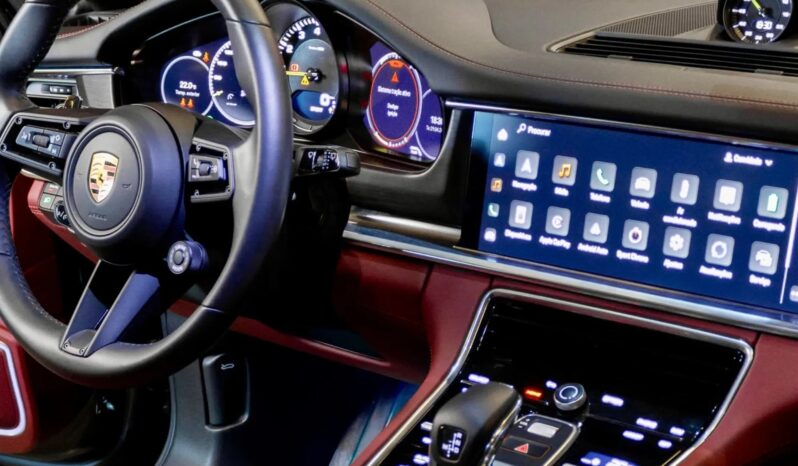 
								PORSCHE PANAMERA IMPECÁVEL cheio									