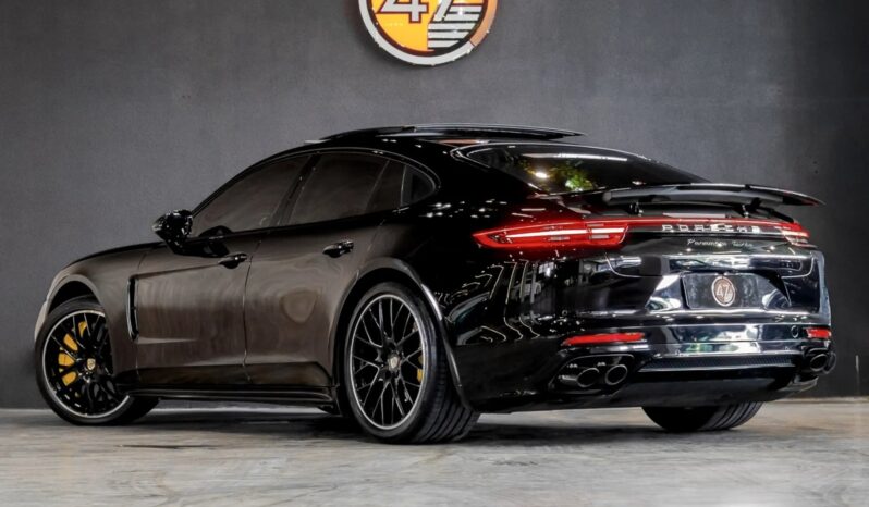 
								PORSCHE PANAMERA V8 cheio									