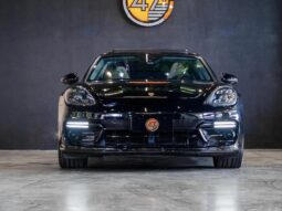 PORSCHE PANAMERA V8