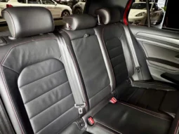 
										VOLKSWAGEN GOLF cheio									