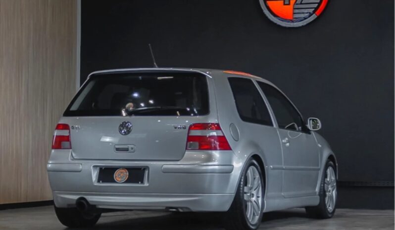 
								VOLKSWAGEN GOLF V6 cheio									