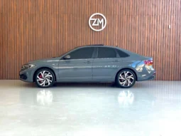 
										VOLKSWAGEN JETTA cheio									