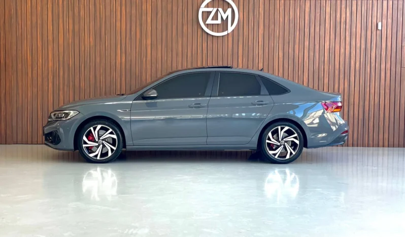 
								VOLKSWAGEN JETTA cheio									