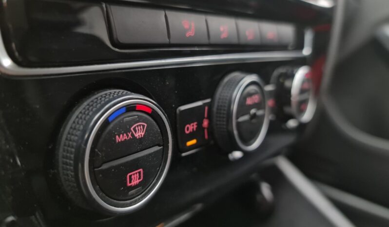 
								VOLKSWAGEN JETTA cheio									