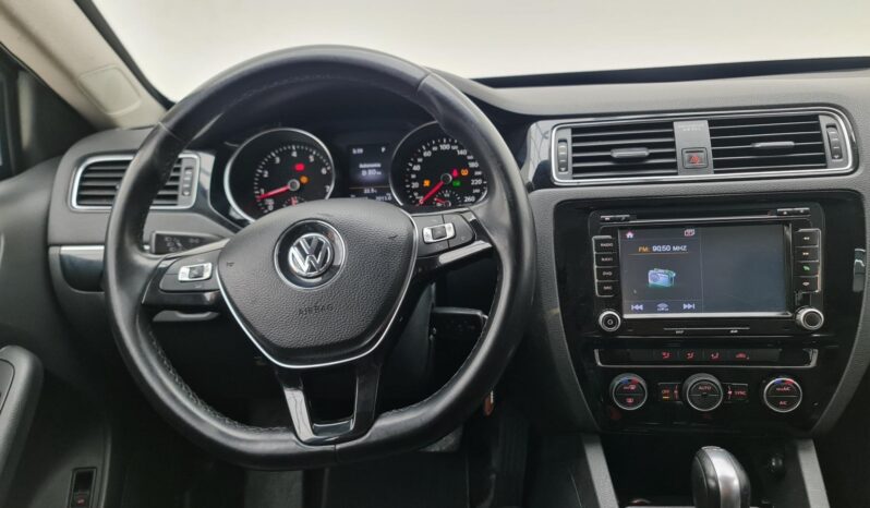 
								VOLKSWAGEN JETTA cheio									