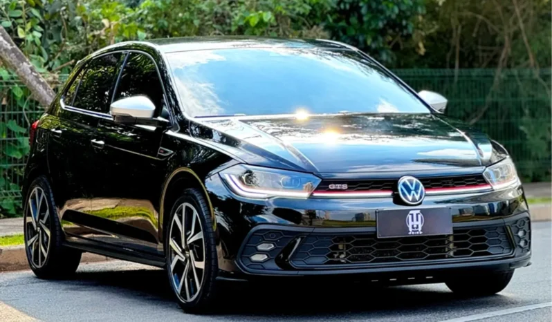 
								VOLKSWAGEN POLO cheio									