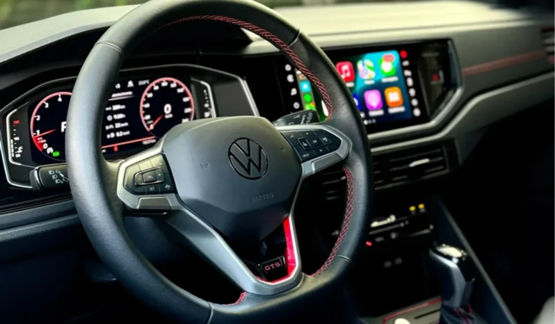 
								VOLKSWAGEN POLO cheio									