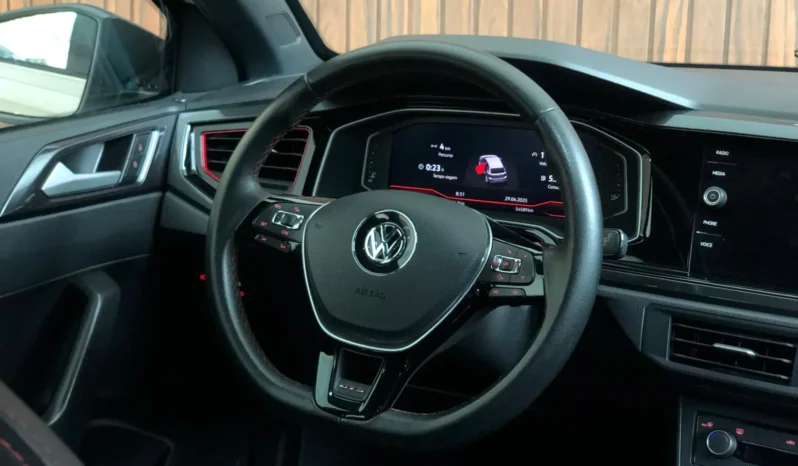 
								VOLKSWAGEN POLO GTS cheio									