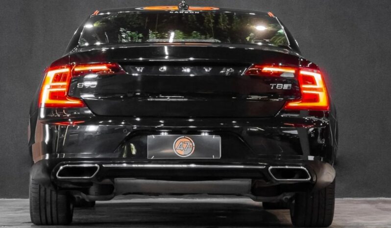 
								VOLVO S90 HÍBRIDO BLINDADO cheio									
