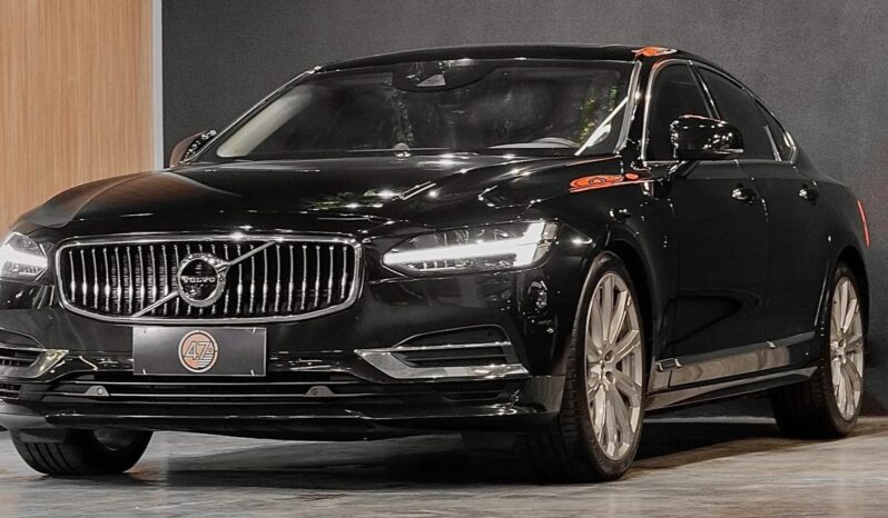 
								VOLVO S90 HÍBRIDO BLINDADO cheio									