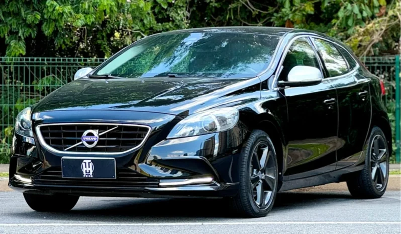 VOLVO V4 Blindado Alphaville