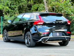 VOLVO V40 BLINDADO