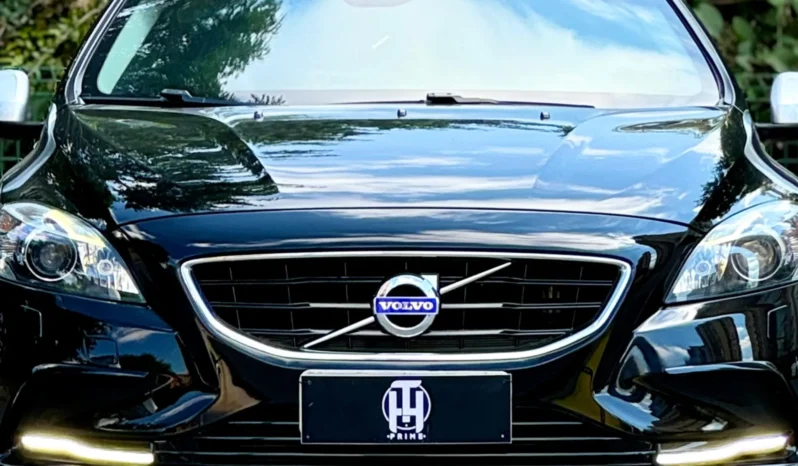 
								VOLVO V40 BLINDADO cheio									