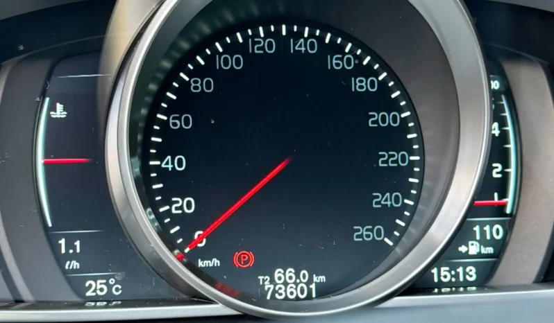 
								VOLVO V40 BLINDADO cheio									