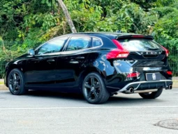 
										VOLVO V40 BLINDADO cheio									