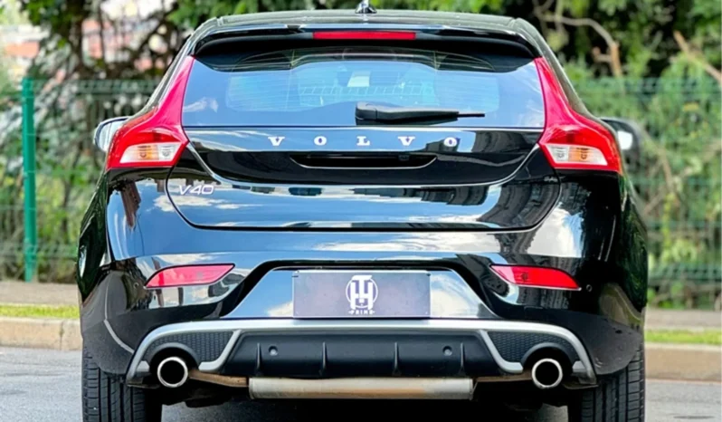 
								VOLVO V40 BLINDADO cheio									