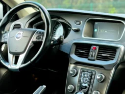 
										VOLVO V40 BLINDADO cheio									