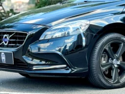 
										VOLVO V40 BLINDADO cheio									