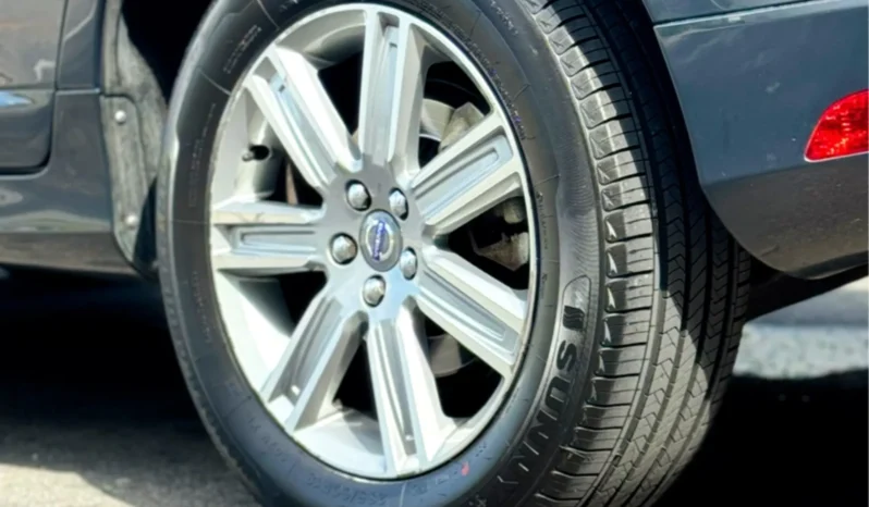 
								VOLVO XC60 cheio									