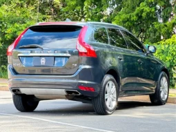 
										VOLVO XC60 cheio									