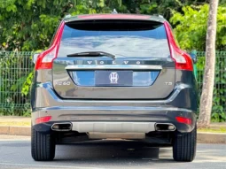 
										VOLVO XC60 cheio									