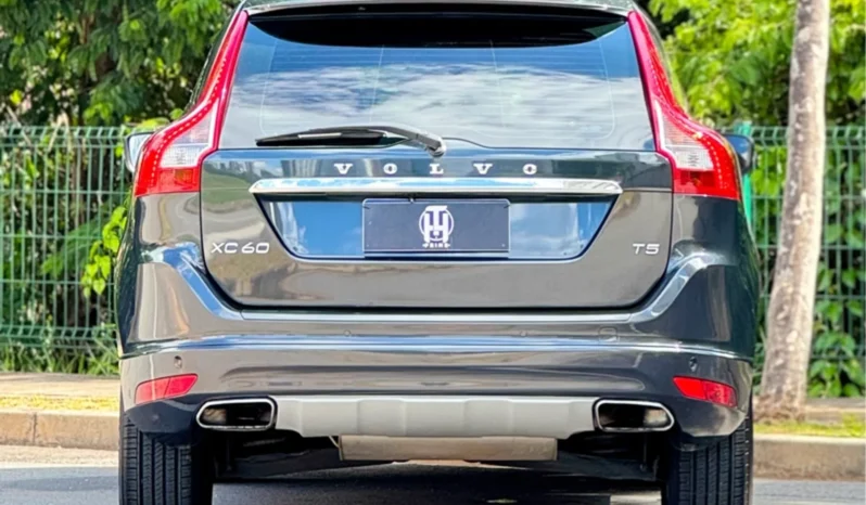 
								VOLVO XC60 cheio									