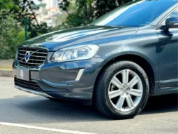 
										VOLVO XC60 cheio									