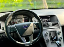 
										VOLVO XC60 cheio									