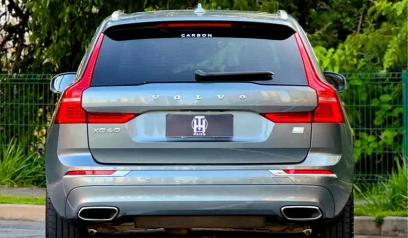 
								VOLVO XC60 cheio									