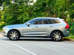 
										VOLVO XC60 cheio									