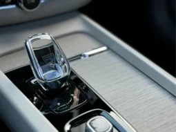 
										VOLVO XC60 cheio									