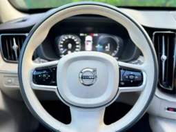 
										VOLVO XC60 cheio									