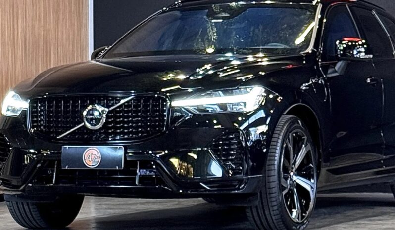 
								VOLVO XC60 cheio									