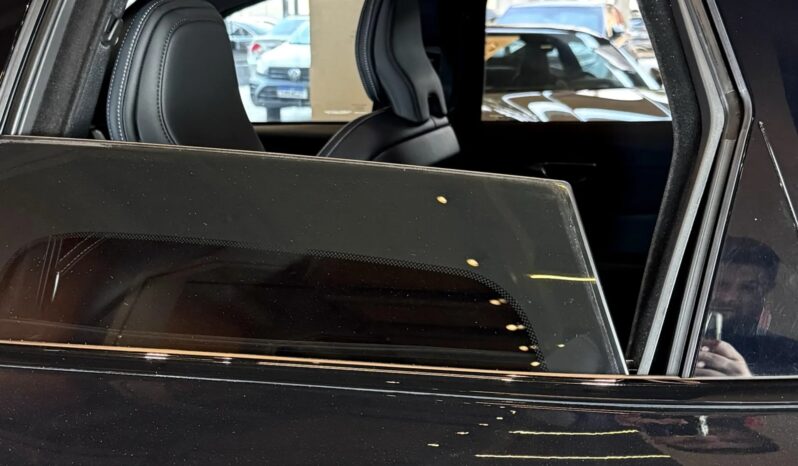 
								VOLVO XC60 cheio									