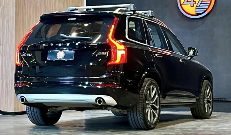
								VOLVO XC90 cheio									
