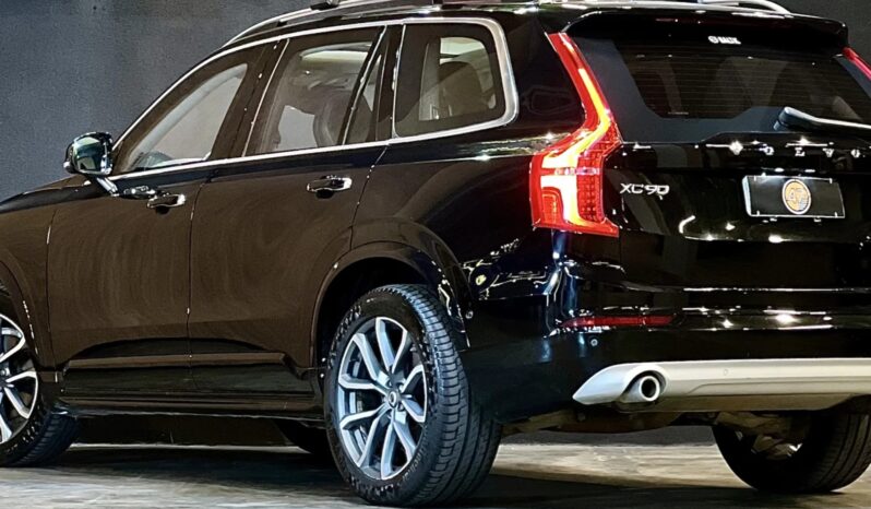 
								VOLVO XC90 cheio									