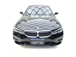 
										BMW 320i cheio									