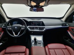 
										BMW 320i cheio									