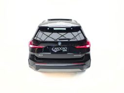 
										BMW X1 cheio									