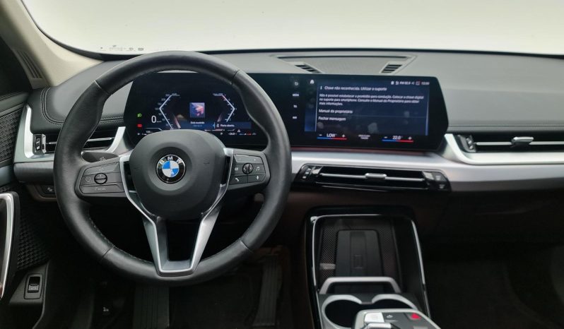 
								BMW X1 cheio									