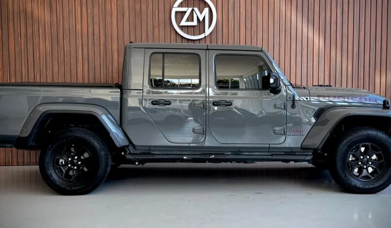 
								JEEP GLADIATOR cheio									