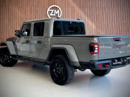 
										JEEP GLADIATOR cheio									