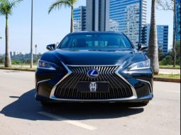 
										LEXUS ES 300h cheio									