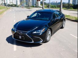 
										LEXUS ES 300h cheio									