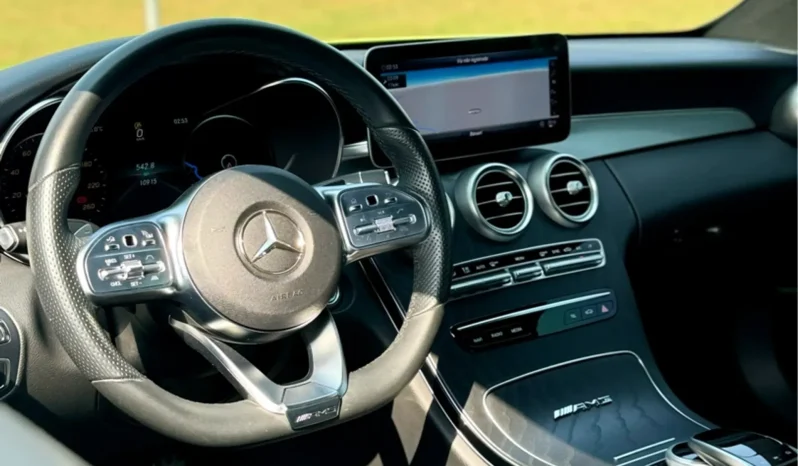 
								MERCEDES-BENZ C 300 cheio									