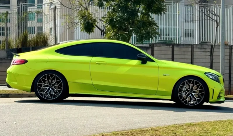 
								MERCEDES-BENZ C 300 cheio									