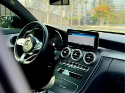 
										MERCEDES-BENZ C 300 cheio									