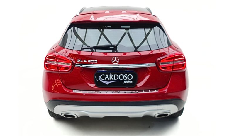 
								MERCEDES-BENZ GLA 200 cheio									